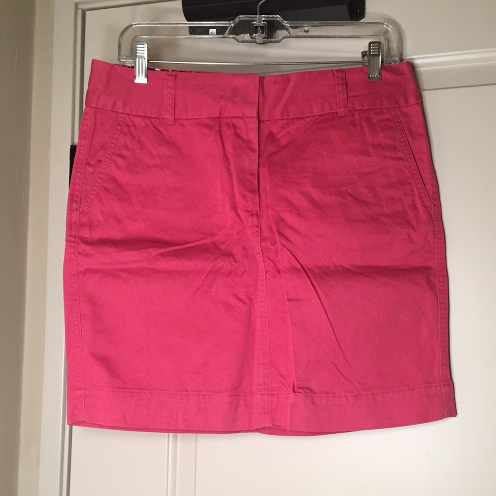 Vineyard Vines pink chino skirt